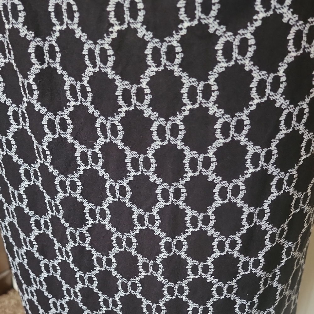 SHEIN Black Maxi Skirt with White Chain-Link Print